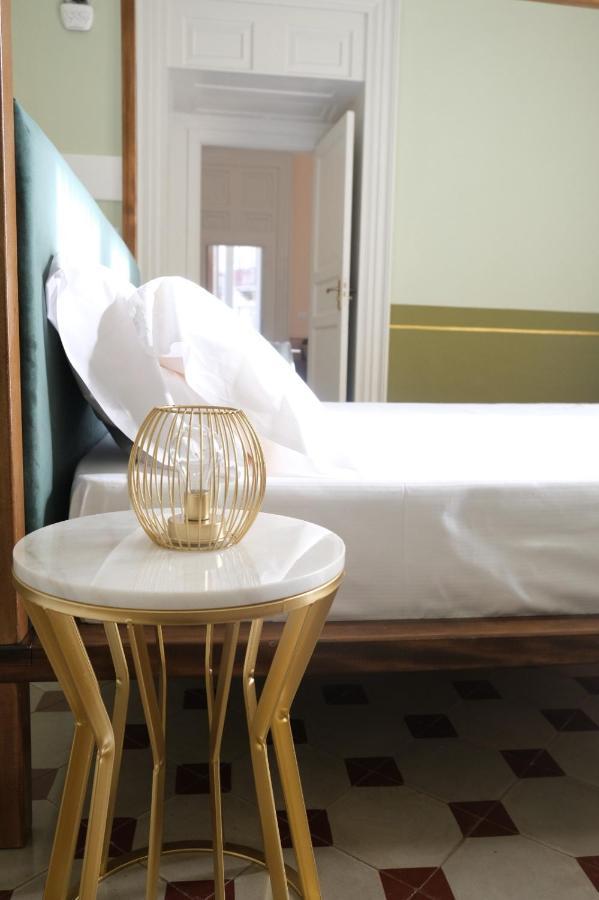 Toscano Palace Luxury Rooms Katanya Dış mekan fotoğraf