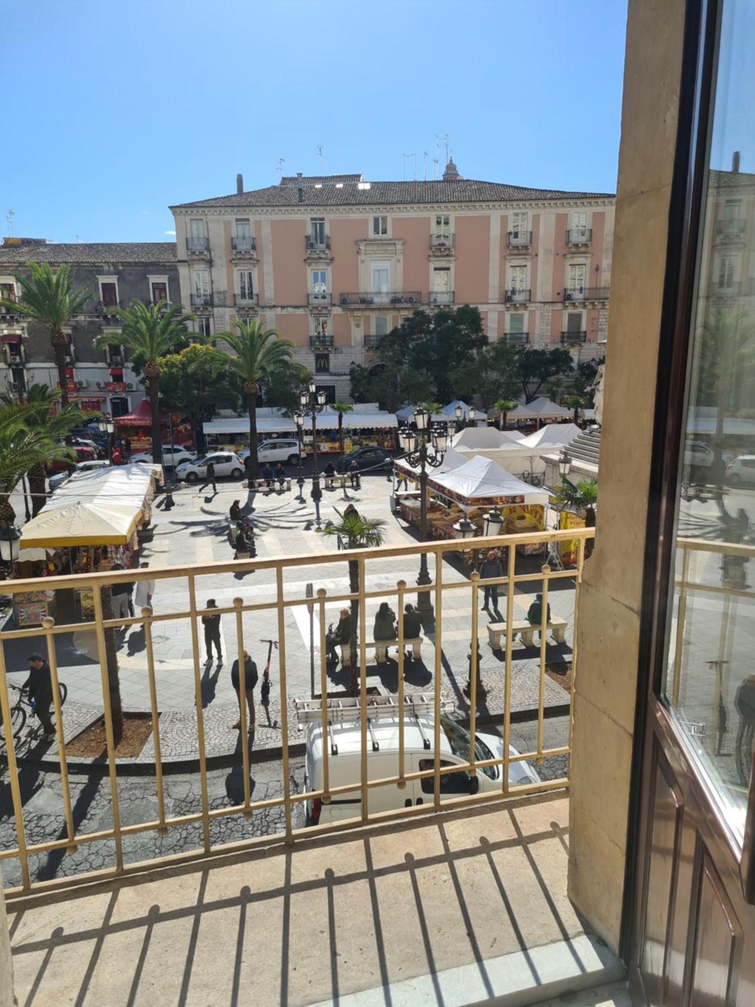 Toscano Palace Luxury Rooms Katanya Dış mekan fotoğraf